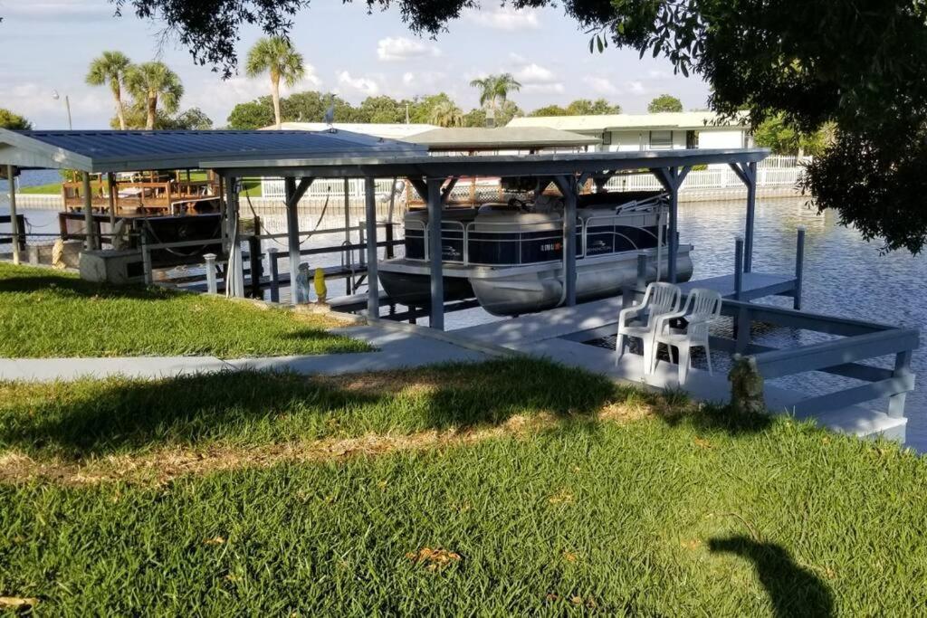 塔瓦雷斯3 Bed, 2 Bath, Waterfront, Dock, Large Driveway别墅 外观 照片