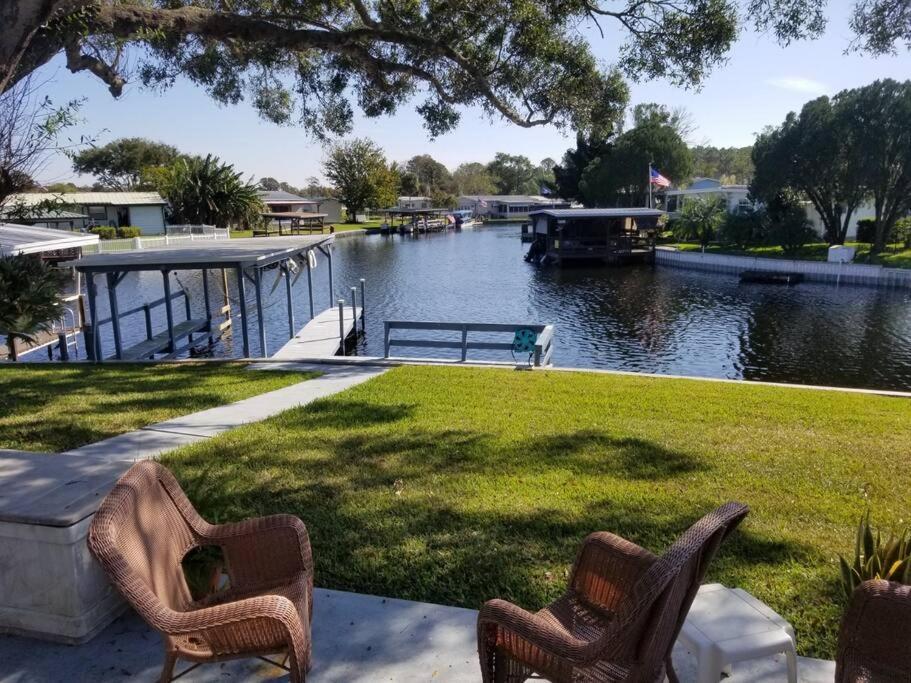塔瓦雷斯3 Bed, 2 Bath, Waterfront, Dock, Large Driveway别墅 外观 照片